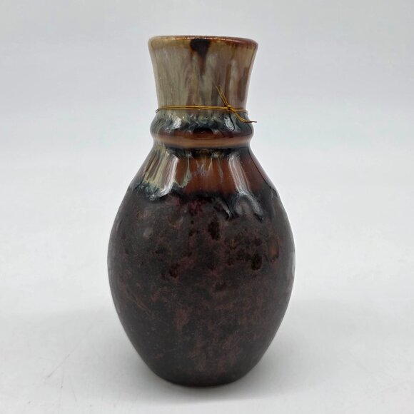 Decorative Handmade Ceramic Vase With Beaded Charms & "Family" Pendant - Picture 4 of 7